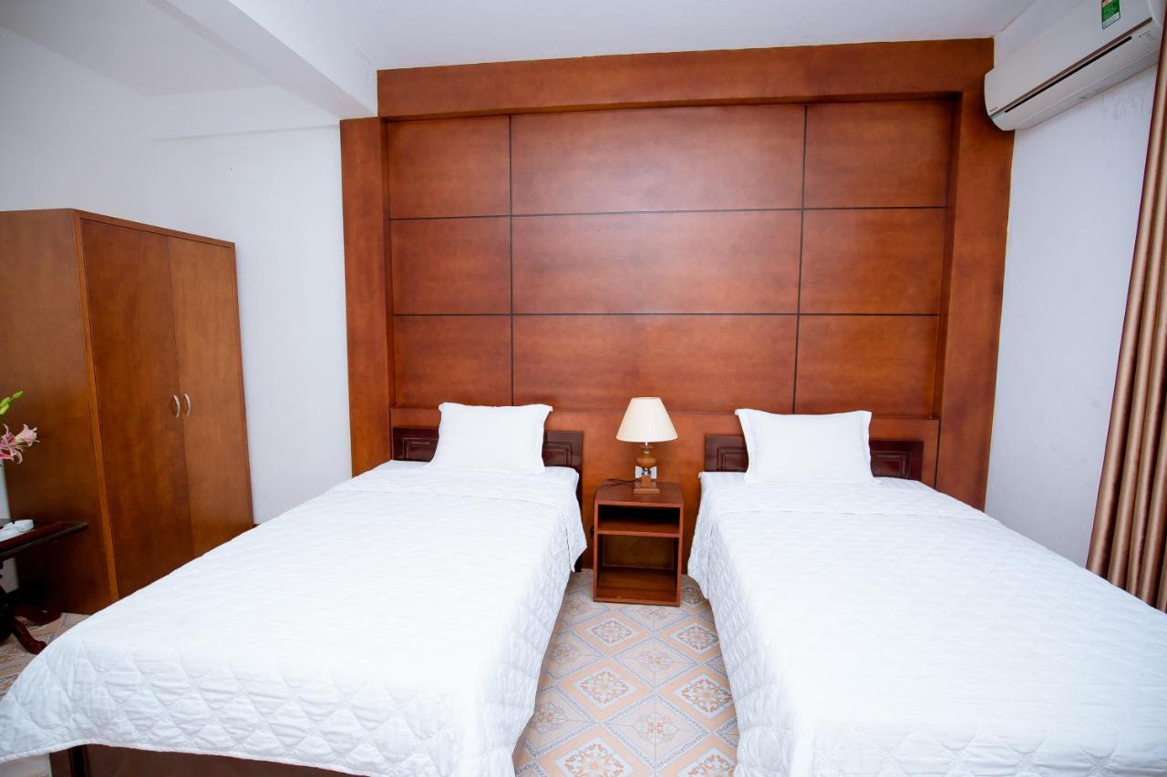 Viet Huong Hotel Нин Бин Екстериор снимка