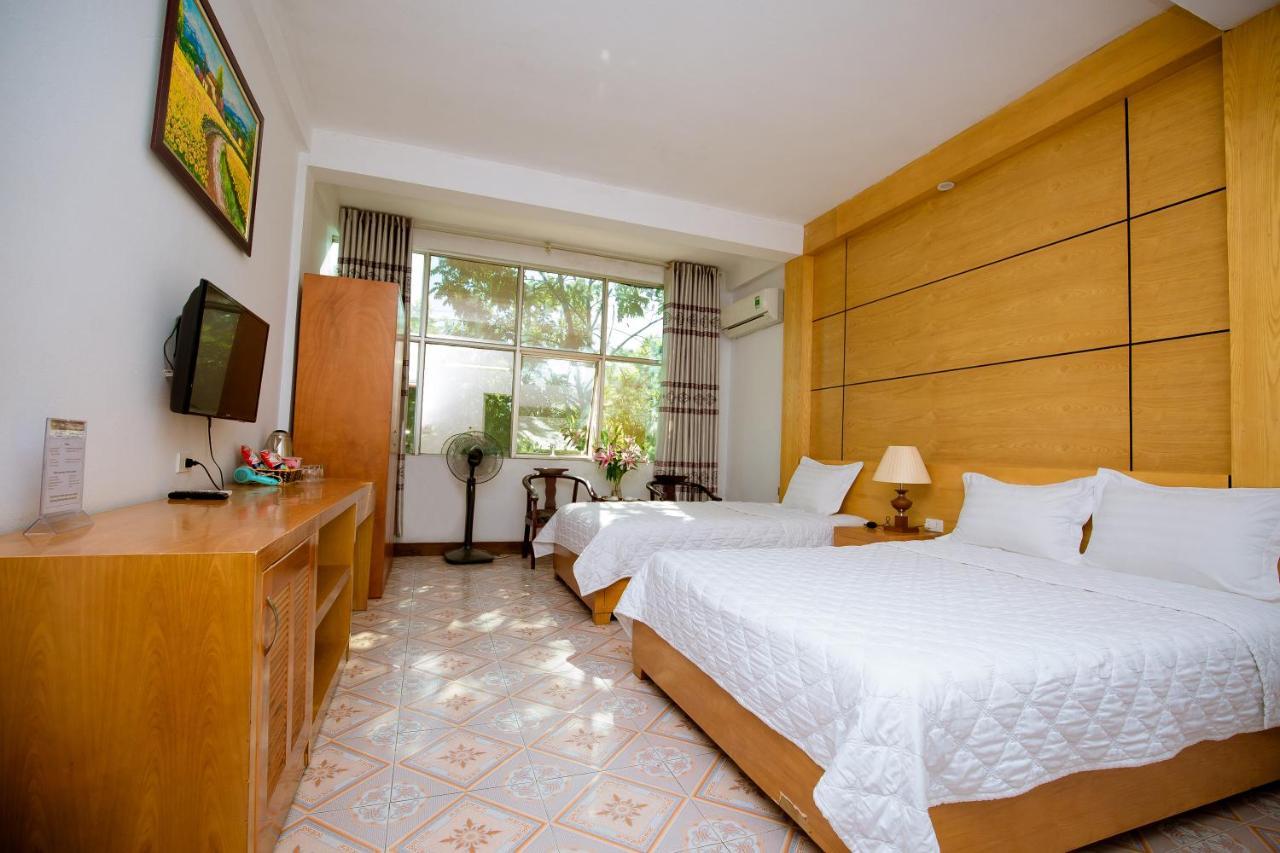 Viet Huong Hotel Нин Бин Екстериор снимка